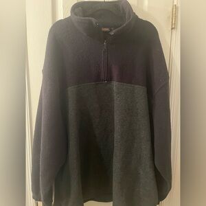 Men's Classic Black and Gray Zip-Up Sweater
